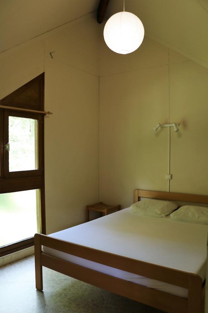 Camping Le Paisserou 纳雅克 外观 照片