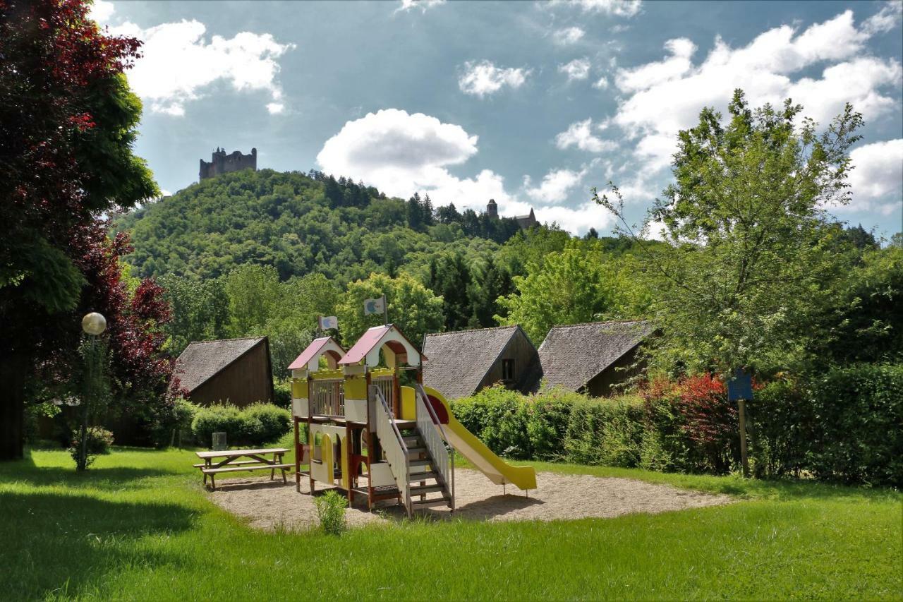 Camping Le Paisserou 纳雅克 外观 照片