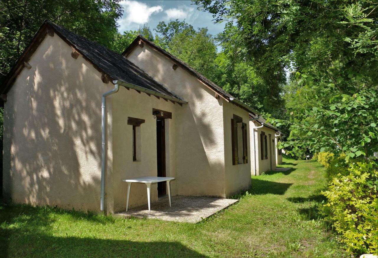 Camping Le Paisserou 纳雅克 外观 照片